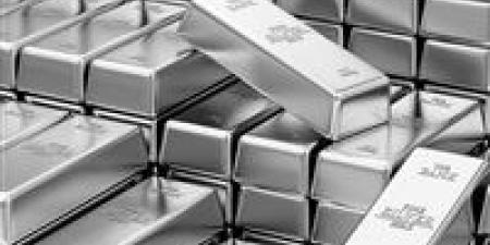 الفضة تخسر 11.3% محليًا و14.7% عالميًا منذ بداية يونيو