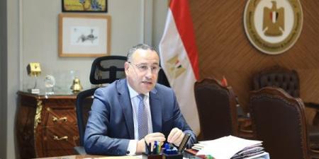 وزير التعليم العالي يغادر إلى باريس لتعزيز الشراكة العلمية ودعم الابتكار