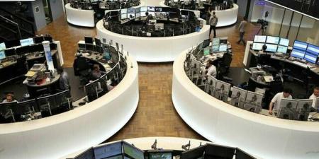 تراجع أسهم أوروبا وسط ترقب مسار سياسة المركزي الأمريكي