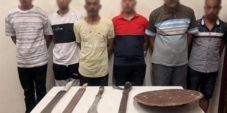 إصابات وبتر باليد، ضبط أبطال فيديو مشاجرة الأسلحة البيضاء في الإسكندرية بسبب طفل