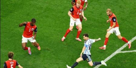 أخبار الرياضة اليوم: ميسي يقود الأرجنتين للفوز على النمسا والتأهل بكأس العالم، جمعة يبلغ لاعبي الأهلي بموعد انطلاق فترة الإعداد للموسم الجديد، الزمالك يعلن انتهاء أزمة سامسون أكينيولا