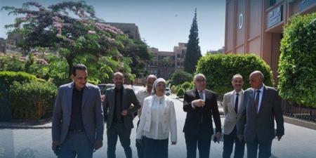 «تجارة عين شمس» تحتفل بتخريج الدفعة الأولى من البرنامج التأهيلي للتدريس بالإنجليزية