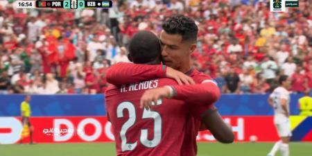 منتخب البرتغال لكرة القدم.. نونو مينديز يسجل الهدف الثاني للبرتغال أمام أوزبكستان في كأس العالم