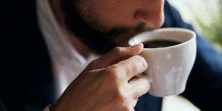سلاح ذو حدين، دراسة تكشف تأثير الكافيين على صحة العظام