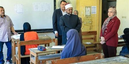 اليوم، امتحان مادة “الجغرافيا” لطلاب القسم الأدبي للثانوية الأزهرية