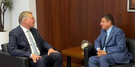 وزير البترول يبحث مع رئيس شركة مناجم الفوسفات الأردنية التعاون في الصناعات التعدينية