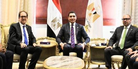 وزير الشباب يبحث مع رئيس الأنوكا زيادة ألعاب دورة أفريقيا المؤهلة لأولمبياد 2028