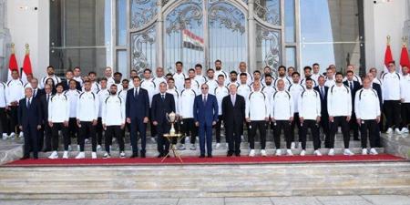 شاهد الملحمة التاريخية لمنتخب مصر في كأس العالم وصولًا إلى تكريم السيسي (فيديو)