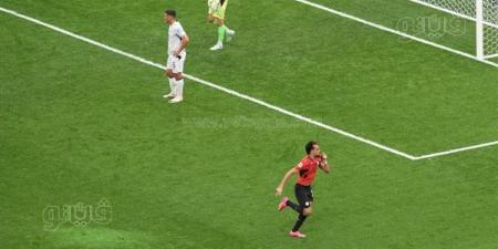 مصطفى زيكو: محمد صلاح أسطورة داخل وخارج الملعب وميسي كان يبحث عنه لمصافحته