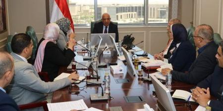 وزير الكهرباء: مشروعات الطاقة الشمسية بالوادي الجديد نموذج للشراكة والتعاون مع القطاع الخاص