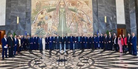 رئيس النواب يعقد لقاءً مع السفراء المنقولين لرئاسة البعثات الدبلوماسية بالخارج