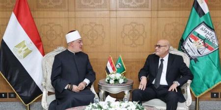 مفتي الجمهورية يزور رئيس هيئة قضايا الدولة لتهنئته بتوليه مهام منصبه الجديد