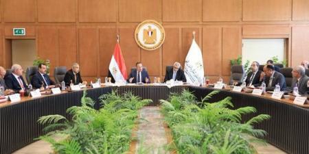 مسار إضافي لترقية أعضاء هيئة التدريس واستعدادات التنسيق، أبرز قرارات الأعلى للجامعات