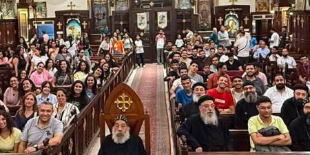 الأنبا رافائيل يترأس لقاء لجنة الشباب الجامعي بكنائس وسط القاهرة