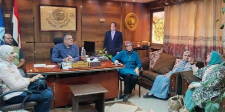 مدير تعليم دمياط يستعرض جهود الاستعداد للعام الدراسي الجديد