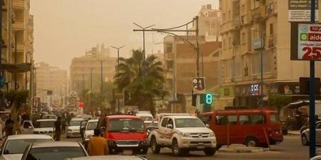سرعتها 45 كم/س، رياح مثيرة للرمال والأتربة على هذه المناطق غدا