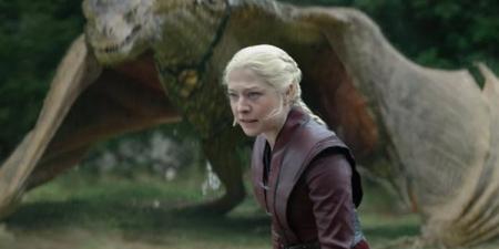 مسلسل House of the Dragon 3 الحلقة 7، عودة الملك أيغون واللورد كورليس ورؤى هيلينا تنذر بالحرب