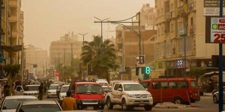 رياح مثيرة للرمال والأتربة وأمطار ضعيفة، حالة الطقس اليوم الإثنين