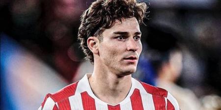 تظهر عليه علامات الغضب، ألفاريز يتدرب منفردا بعد أزمته مع أتليتكو مدريد (فيديو)