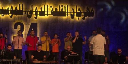 بعد رحيله بعام ونصف، أحمد عدوية يطرب جمهور القلعة بأصوات "أيامنا الحلوة" (صور) - النيل نيوز