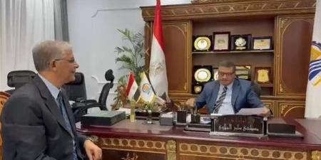 محافظ قنا: خفض الحد الأدنى للقبول بالثانوي العام لـ 235 درجة - النيل نيوز