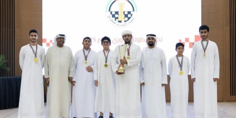 الشارقة يتوج بلقب الدوري العام للشطرنج