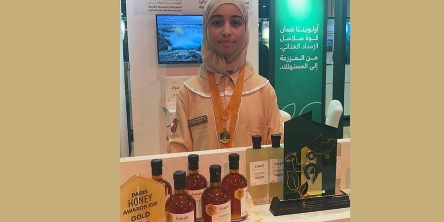 مهرة النقبي.. أصغر نحالة إماراتية