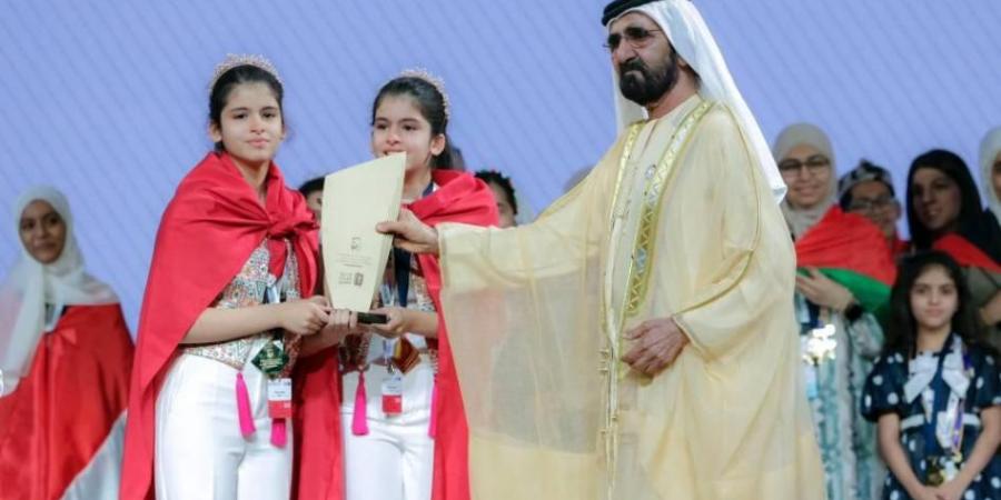 محمد بن راشد مهنئاً أبطال تحدي القراءة العربي: جيل يبشر بالخير.. وسيبعث الأمل ويستأنف الحضارة (فيديو)
