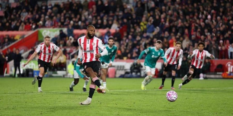 محمد صلاح يفك صيامه بهدف رائع .. ليفربول يسقط أمام برينتفورد 2-3