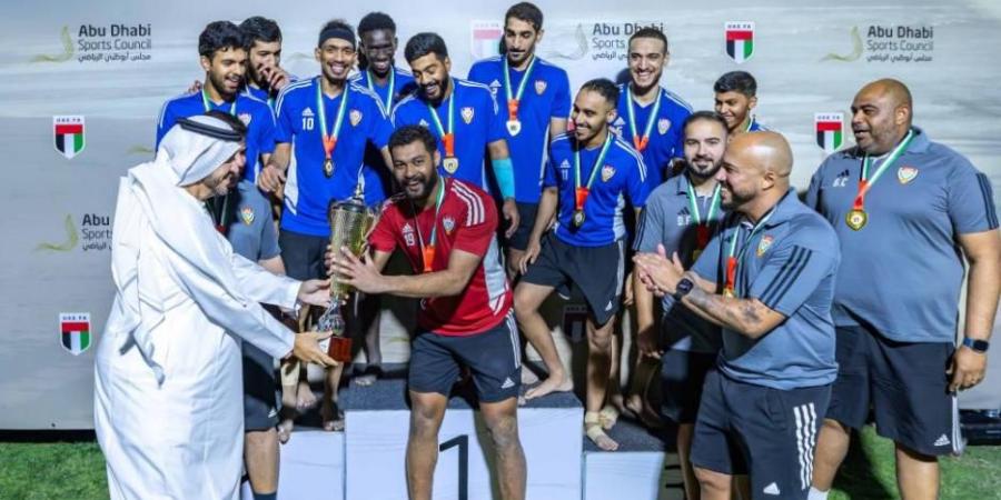 رديف منتخب الإمارات بطلاً لكأس العين للكرة الشاطئية