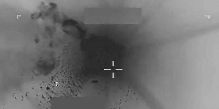 «البنتاغون» يعلن مقتل 14 شخصاً باستهداف «قوارب المخدرات»