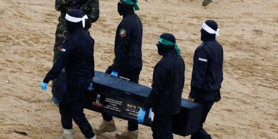الجيش الإسرائيلي يتسلم جثة رهينة في غزة بعد العثور عليها في حي التفاح
