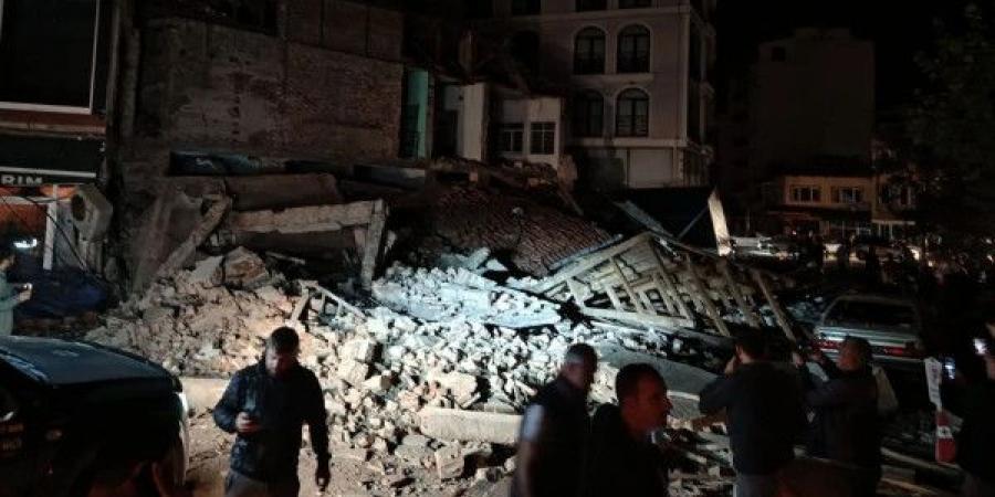 زلزال بقوة 6.1 درجات يهز غرب تركيا