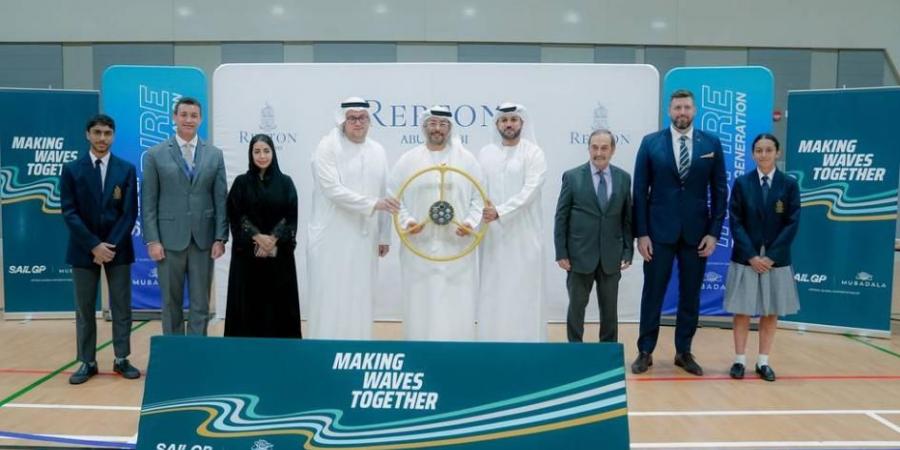 «سيل جي بي» يُعرف الطلاب بمبادئ الإبحار