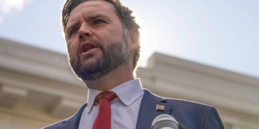 فانس: الترسانة النووية الأمريكية تحتاج إلى الاختبار لضمان عملها