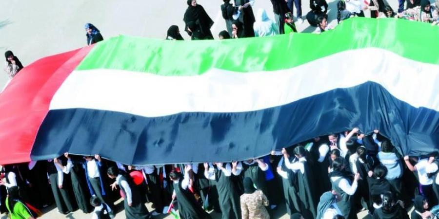 مدارس تحتفي بيوم العَلَم الإماراتي بروحٍ الفخر والانتماء
