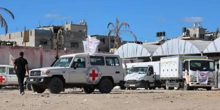 إسرائيل تتسلم رفات ثلاث رهائن في غزة