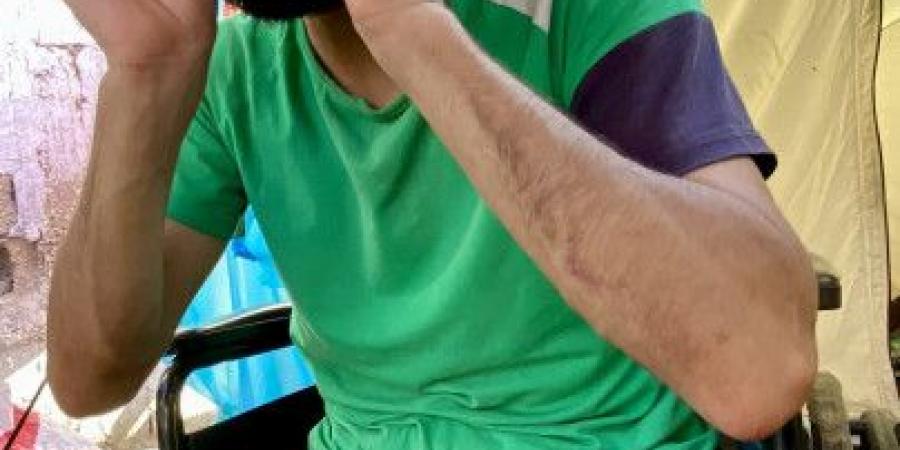 أسير فلسطيني يروي تفاصيل فقدان بصره بسبب التعذيب الإسرائيلي في سجن "سديه تيمان"