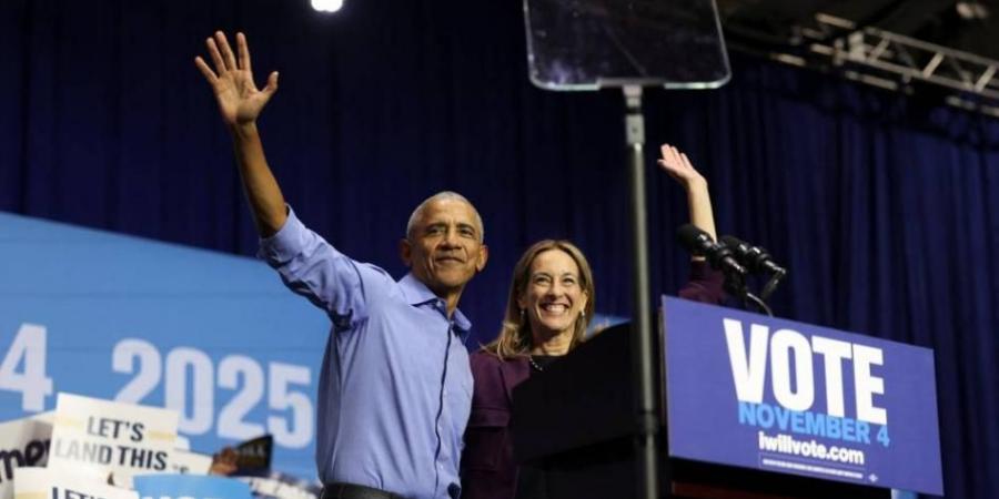 أوباما يهاجم ترامب خلال حملة دعم للديمقراطيين