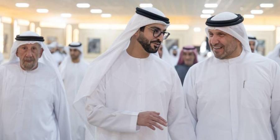 سلطان بن حمدان يحضر حفل زفاف عزان المزروعي