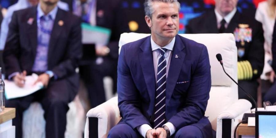 هيغسيث يزور فيتنام وسط محادثات بشأن توريد الأسلحة