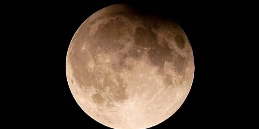 موعد القمر العملاق في نوفمبر 2025.. كيف تشاهده؟