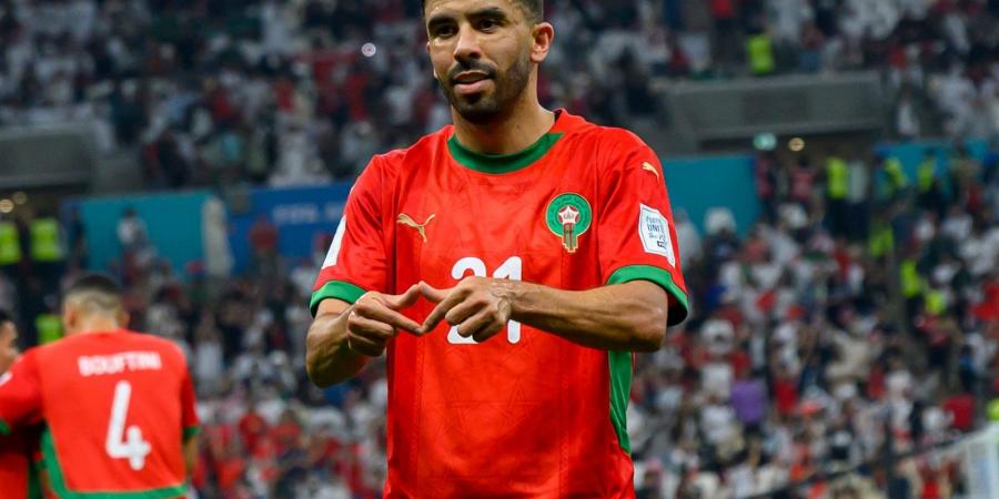 نهاية الشوط الأول بتقدم المغرب على الإمارات في نصف نهائي كأس العرب