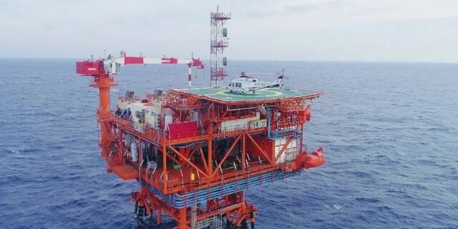 بريطانيا
      تستثني
      حقل
      "ظُهر"
      المصري
      من
      العقوبات
      على
      روسيا
      حتى
      2027