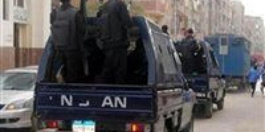 ضربة
      أمنية
      شاملة..
      441
      قضية
      مخدرات
      و84
      ألف
      حكم
      في
      24
      ساعة