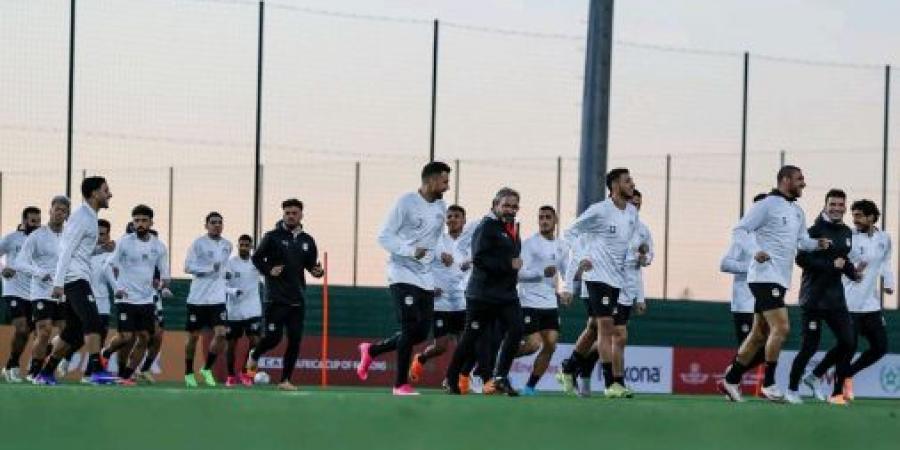 منتخب
      مصر
      يواصل
      تدريباته
      استعدادًا
      لضربة
      البداية
      أمام
      زيمبابوي
      في
      كأس
      الأمم
      الأفريقية