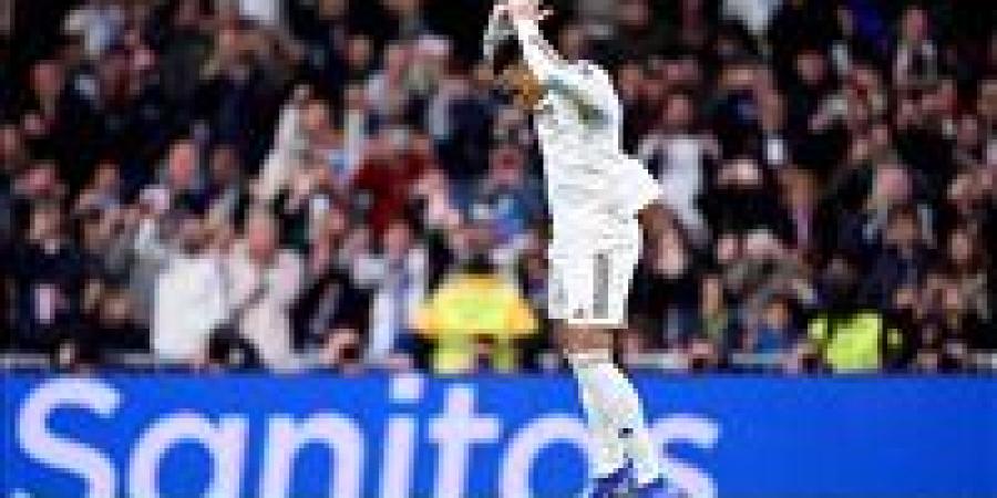 كيليان
      مبابي
      يعادل
      رقم
      كريستيانو
      رونالدو
      التاريخي
      مع
      ريال
      مدريد
      في
      عام
      واحد