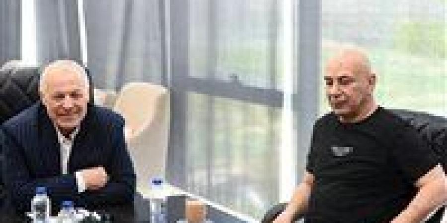 هاني
      أبو
      ريدة
      يطالب
      الجماهير
      والإعلام
      بمساندة
      المنتخب
      الوطني
      فى
      مهمته
      بأمم
      أفريقيا