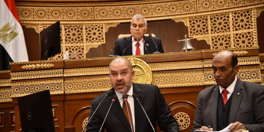 الشيوخ
      يوافق
      مبدئيا
      على
      تعديلات
      قانون
      نقابة
      المهن
      الرياضية..
      ونواب: ينظم
      التخصصات
      ويمنع
      الفوضى
      في
      الانضمام
      للمهنة
      ومطالبات
      بإنشاء
      شعبة
      للتسويق
      الرياضي