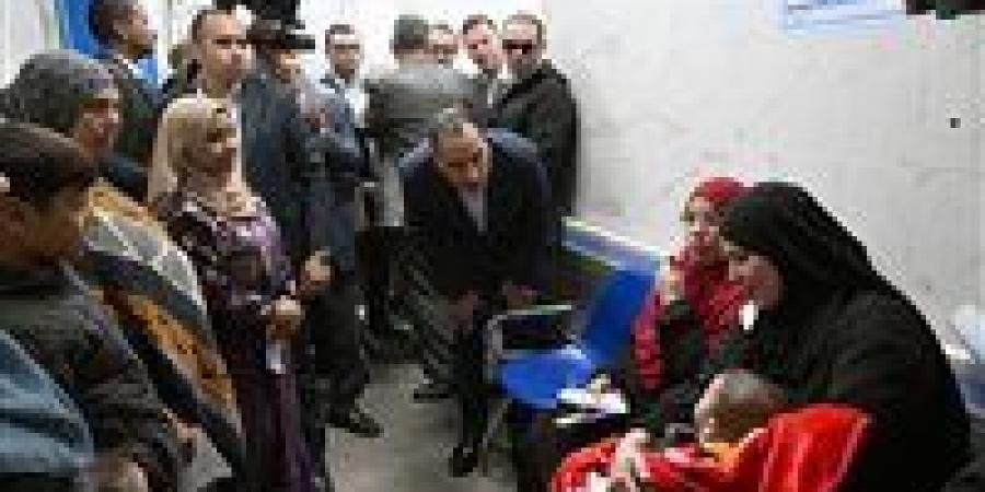 مواطنة
      لـ
      رئيس
      الوزراء
      خلال
      تفقده
      حياة
      كريمة:مستوى
      الخدمة
      متميز
      والتعامل
      محترم
      جدًا